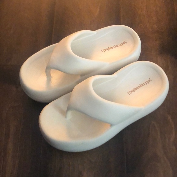 JEFRREY CAMPBELL CHILLAXIN PLATFORM FLIP FLOP NWOT - Picture 2 of 16